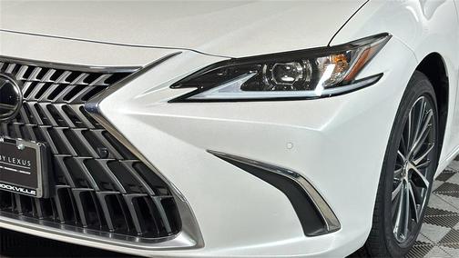 2022 Lexus ES 350 Base