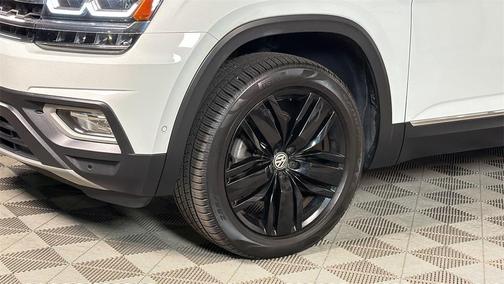2019 Volkswagen Atlas 3.6L SEL Premium