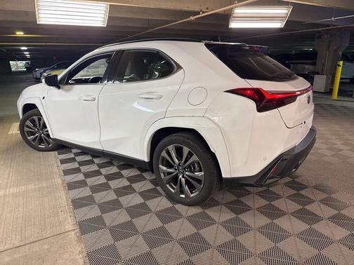 Ultra White w/Obsidian Roof 2023 Lexus UX 250h F Sport