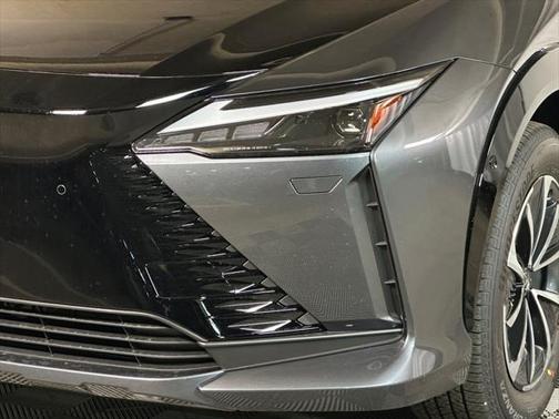 2025 Lexus RZ 450e Premium