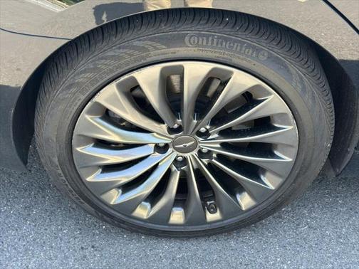 2020 Genesis G90 Premium