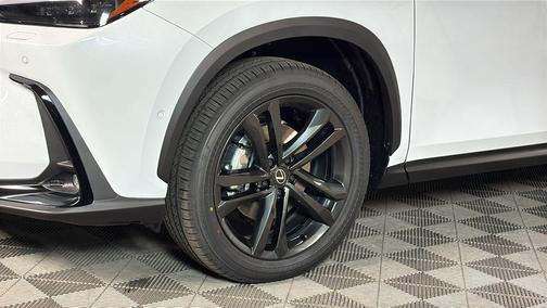 2026 Lexus NX 450h+ NX 450h+ Luxury