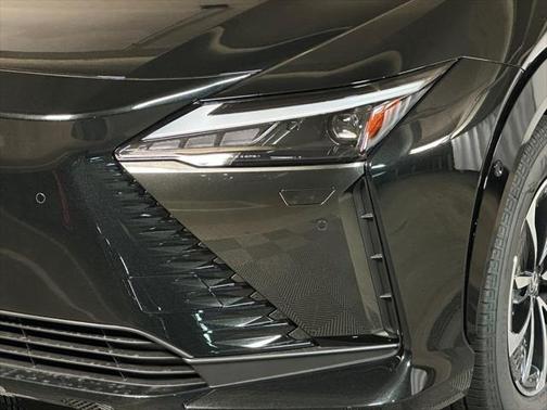 2025 Lexus RZ 450e Premium