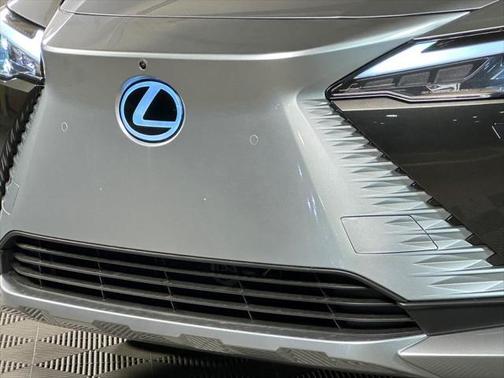 2025 Lexus RZ 450e Premium