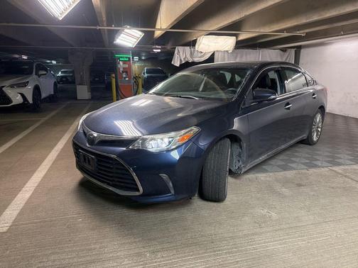 2016 Toyota Avalon Limited