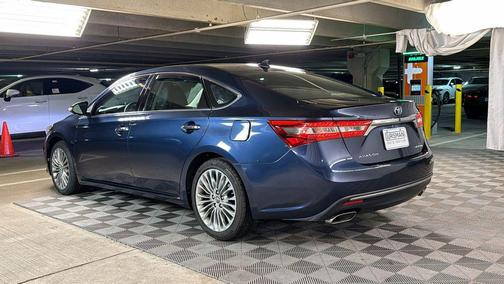 2016 Toyota Avalon Limited