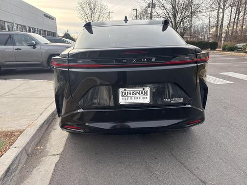 2023 Lexus RZ 450e Premium