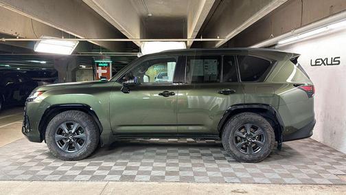 Nori Green Pearl 2025 Lexus LX 700h Overtrail