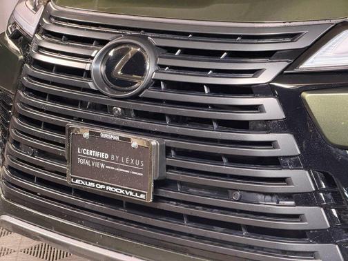 Nori Green Pearl 2025 Lexus LX 700h Overtrail