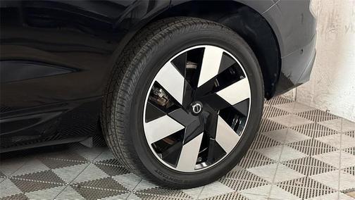 2024 Volvo XC60 Recharge Plug-In Hybrid T8 Plus Dark Theme