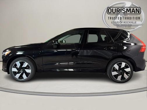 2024 Volvo XC60 Recharge Plug-In Hybrid T8 Plus Dark Theme