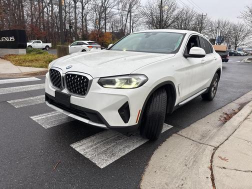 2023 BMW X4 xDrive30i