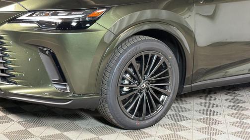 Nori Green Pearl 2026 Lexus RX 450h+ Base