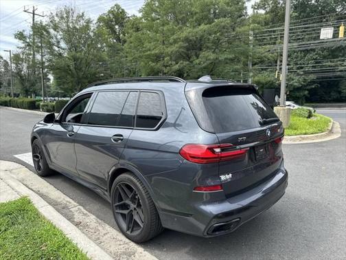 2022 BMW X7 M50i