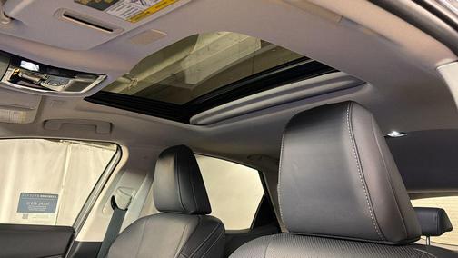 2026 Lexus NX 450h+ Premium