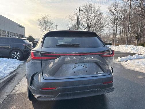 2026 Lexus NX 450h+ Premium