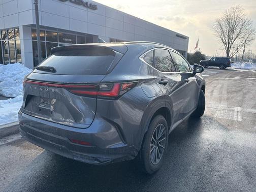 2026 Lexus NX 450h+ Premium