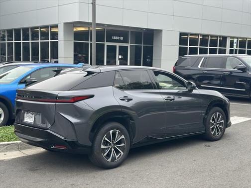 2024 Lexus RZ 450e Premium