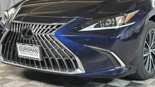 2025 Lexus ES 350 Base