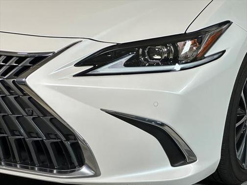 2024 Lexus ES 350 Base