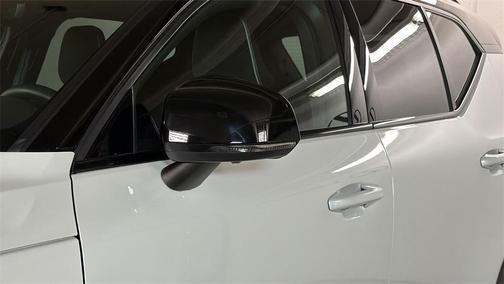 2021 Volvo XC40 T5 R-Design