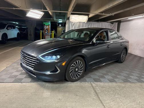 2020 Hyundai SONATA Hybrid Limited