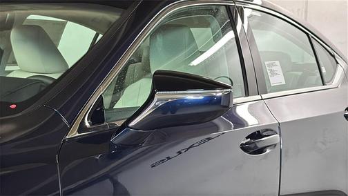 2025 Lexus ES 350 Base