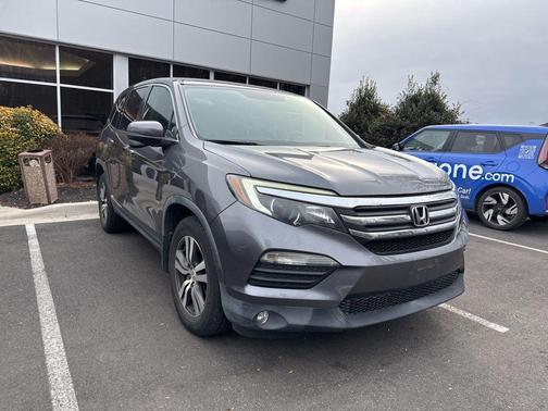 2017 Honda Pilot EX