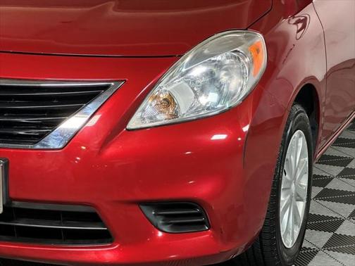 2014 Nissan Versa 1.6 SV