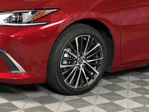 2024 Lexus ES 350 Base