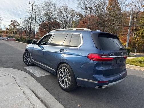 2022 BMW X7 xDrive40i