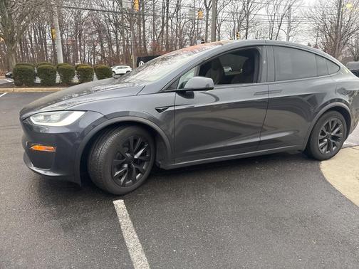 2024 Tesla Model X Long Range