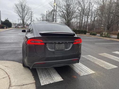 2024 Tesla Model X Long Range