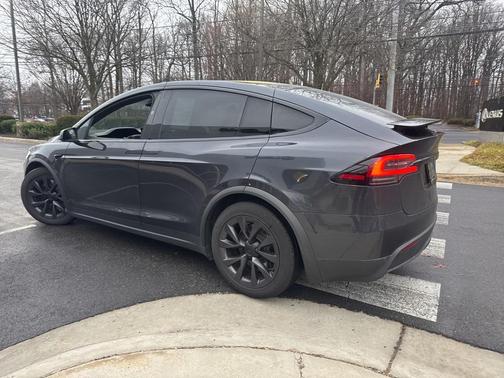 2024 Tesla Model X Long Range