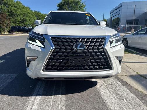 Eminent White Pearl 2023 Lexus GX 460 Premium