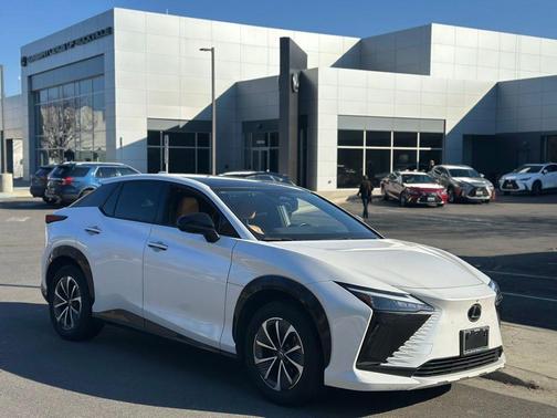 2023 Lexus RZ 450e Premium