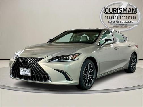 2025 Lexus ES 300h Base