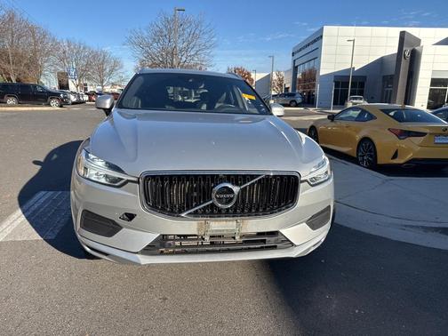 2020 Volvo XC60 T5 Momentum