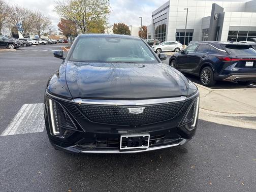 2025 Cadillac LYRIQ Sport