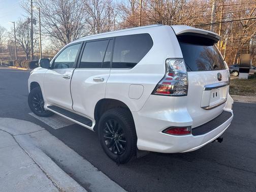 2023 Lexus GX 460 Premium