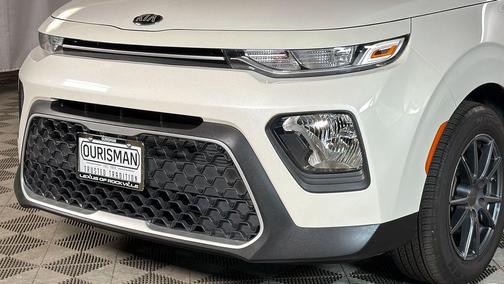 Snow White Pearl 2020 Kia Soul LX