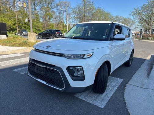 Snow White Pearl 2020 Kia Soul LX