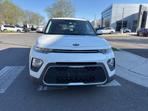 Snow White Pearl 2020 Kia Soul LX