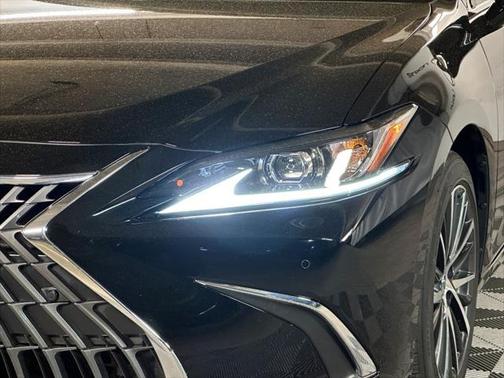 2024 Lexus ES 350 Premium