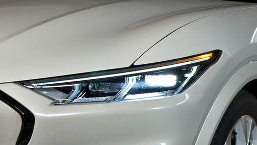 STAR WHITE MET TRI-COAT 2022 Ford Mustang Mach-E Premium