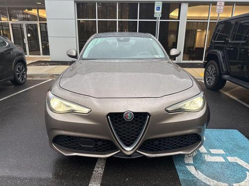 2019 Alfa Romeo Giulia Ti Sport