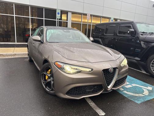 2019 Alfa Romeo Giulia Ti Sport