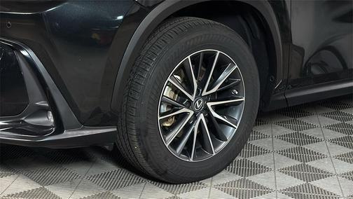 2022 Lexus NX 350h Premium