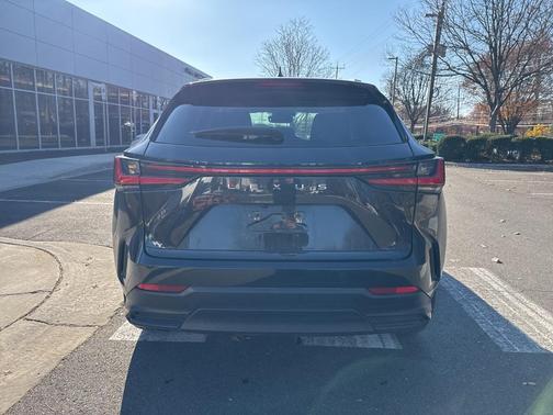 2022 Lexus NX 350h Premium