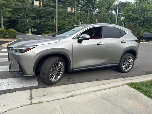 2022 Lexus NX 350h Premium
